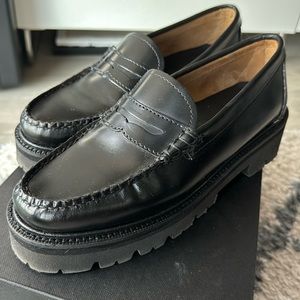 G.H.BASS Whitney Weejuns